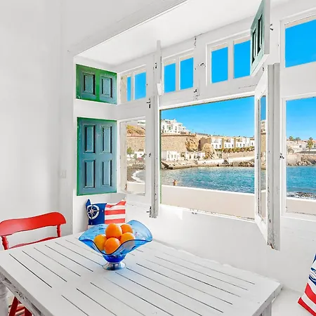 Traditional Canary House *